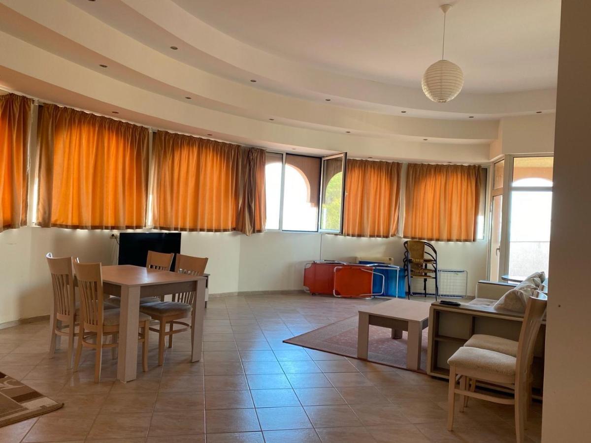Andalusia Apartments 엘레니테 외부 사진