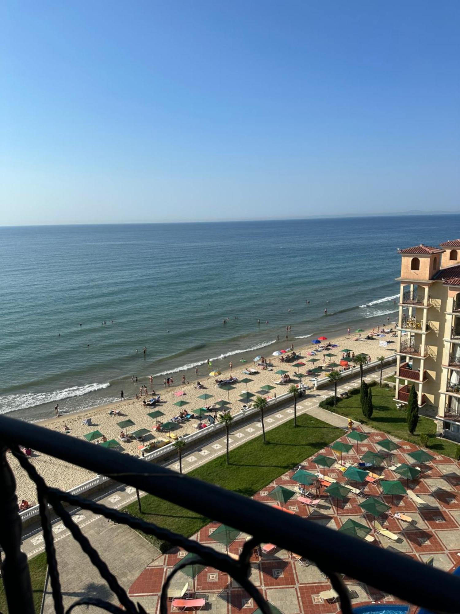 Andalusia Apartments 엘레니테 외부 사진