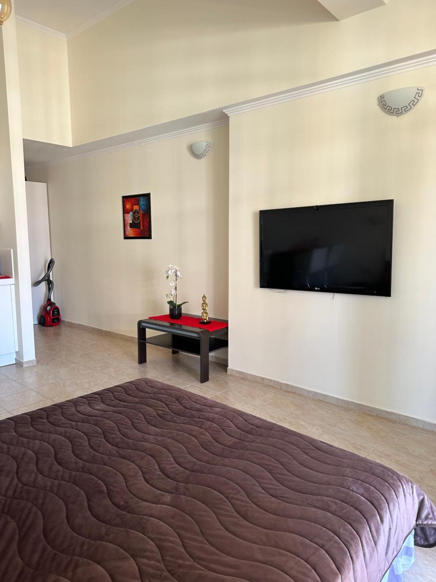 Andalusia Apartments 엘레니테 외부 사진