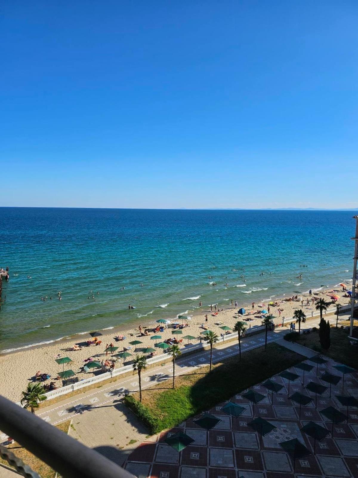 Andalusia Apartments 엘레니테 외부 사진