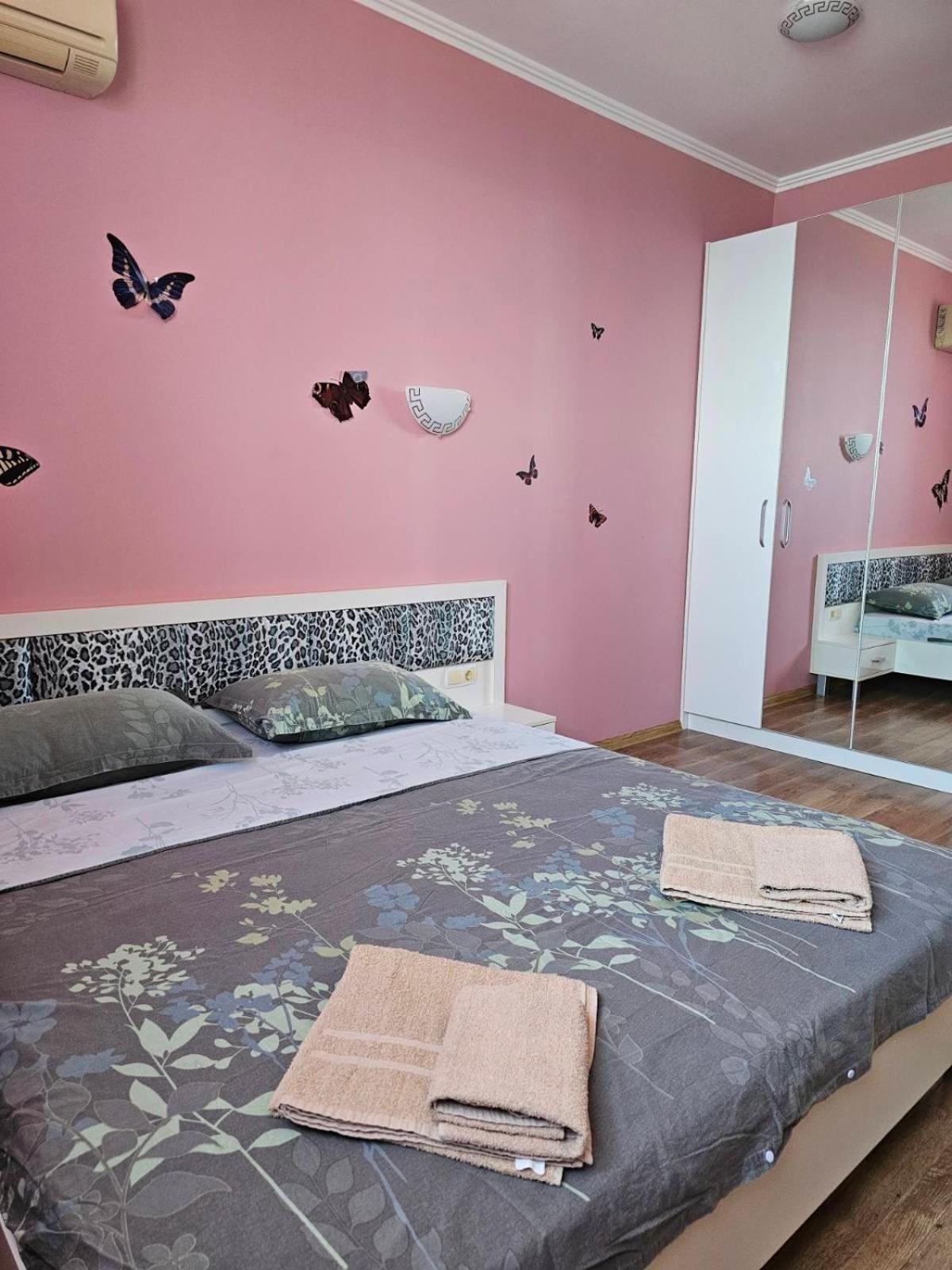 Andalusia Apartments 엘레니테 외부 사진