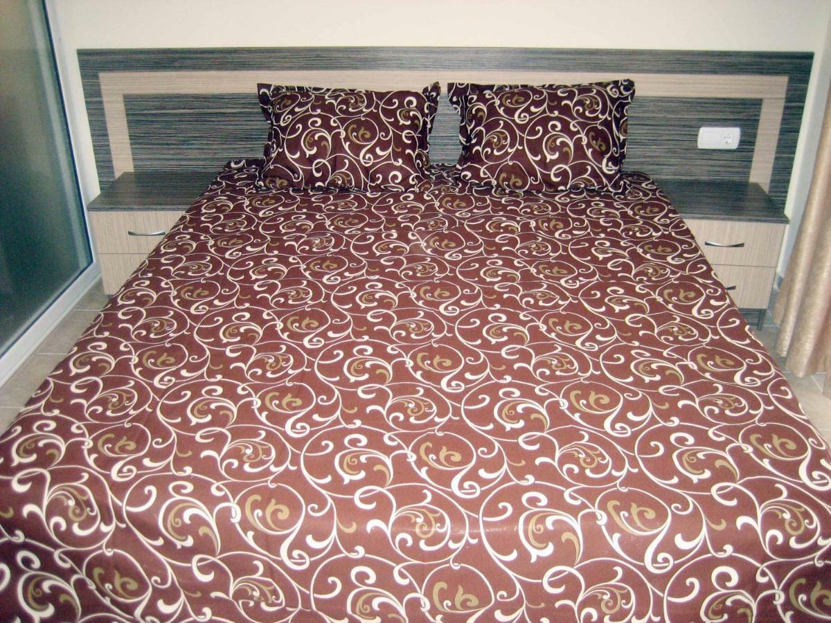 Andalusia Apartments 엘레니테 외부 사진